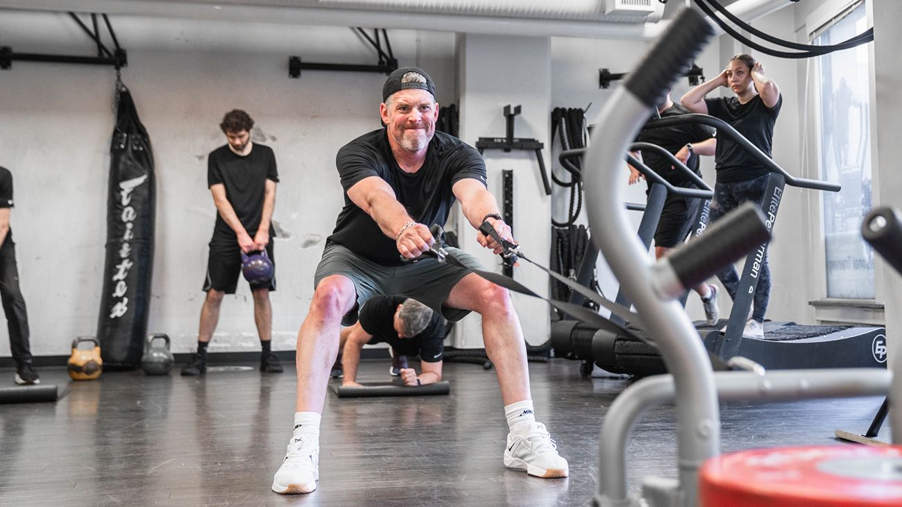 Elite Performance | Personal Trainers & Small Group Fitness in Downtown Vancouver - elite performance vancouver corporate training 056